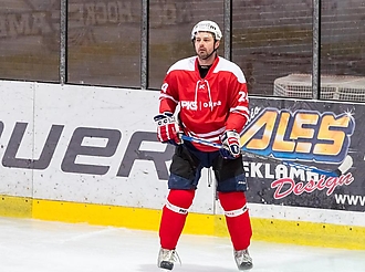 Historicky první hokejový zápas PKS okna